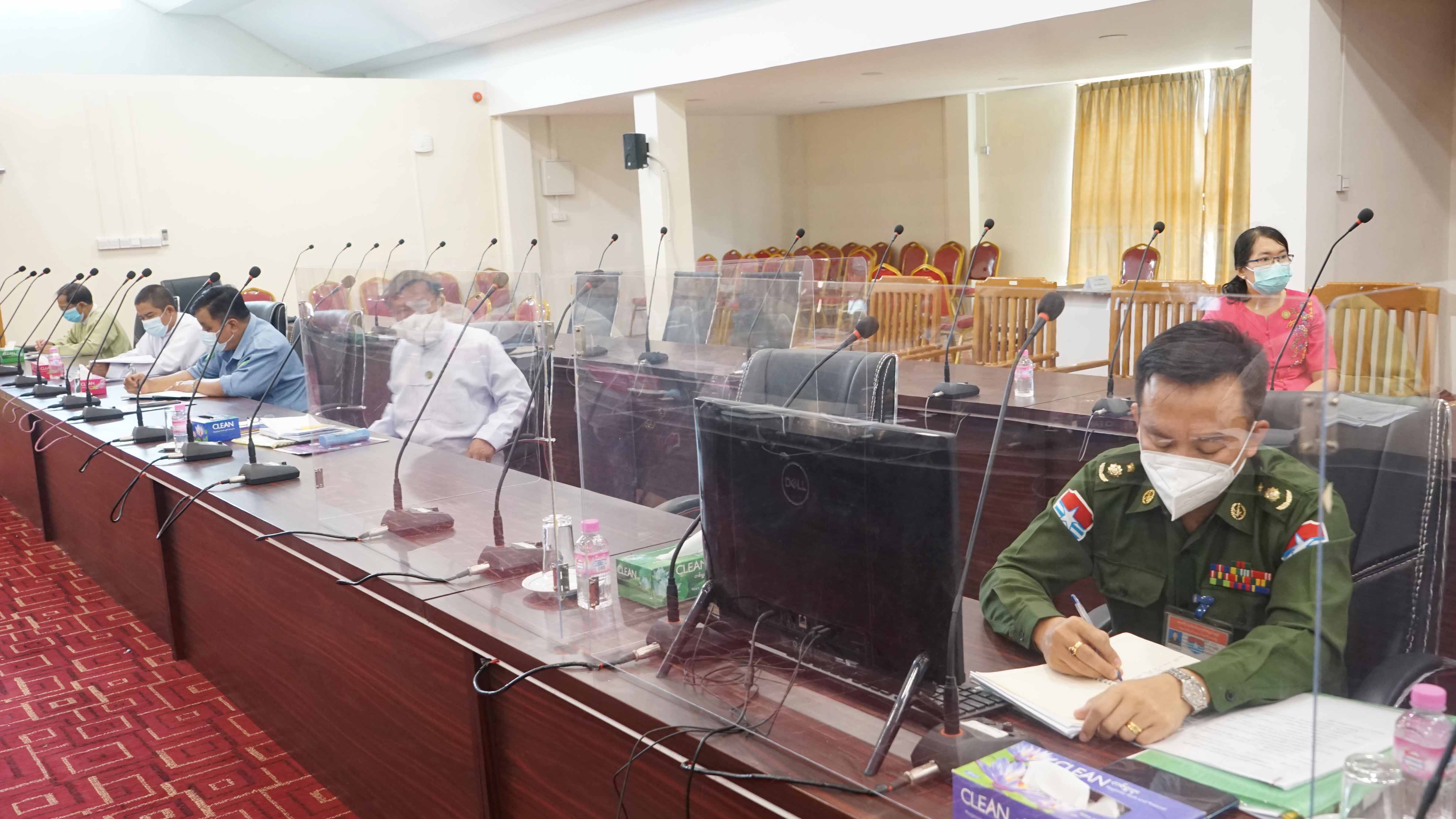 တနင်္သာရီတိုင်းဒေသကြီးကိုဗစ်-၁၉ ထိန်းချုပ်ရေးနှင့်အရေးပေါ်တုံပြန်ရေးဆိုင်ရာလုပ်ငန်းညှိနှိုင်းအစည်းအဝေး (၂/၂၀၂၂)ကျင်းပ