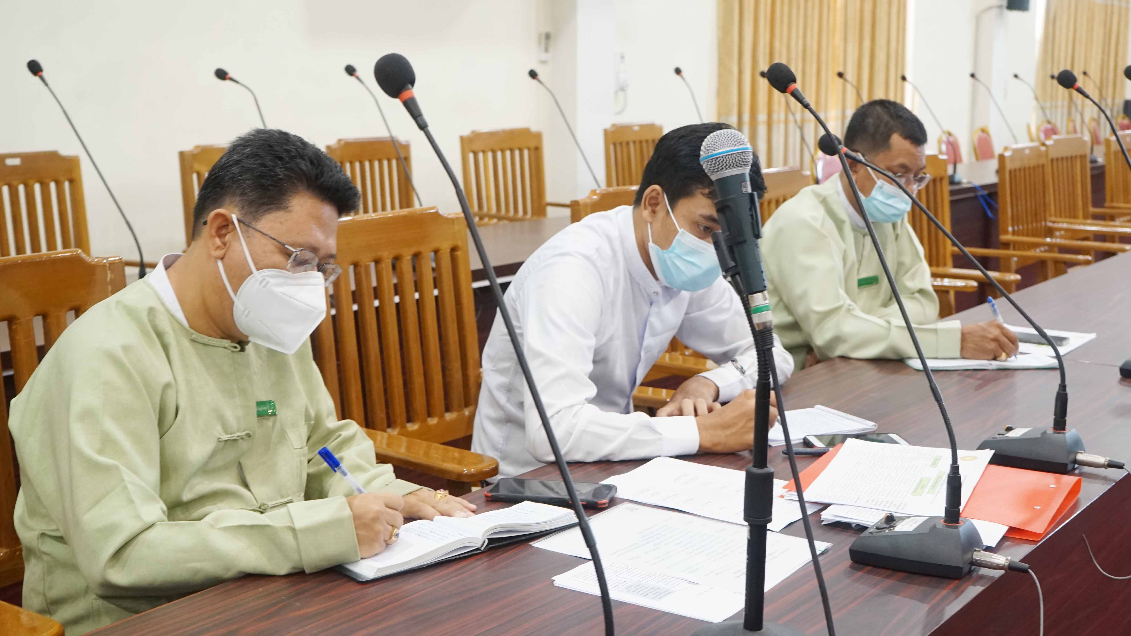 တနင်္သာရီတိုင်းဒေသကြီးကိုဗစ်-၁၉ ထိန်းချုပ်ရေးနှင့်အရေးပေါ်တုံပြန်ရေးဆိုင်ရာလုပ်ငန်းညှိနှိုင်းအစည်းအဝေး (၂/၂၀၂၂)ကျင်းပ